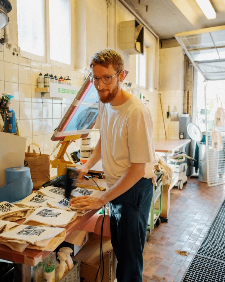 Siebdruck & Airbrush goes Flugmodus